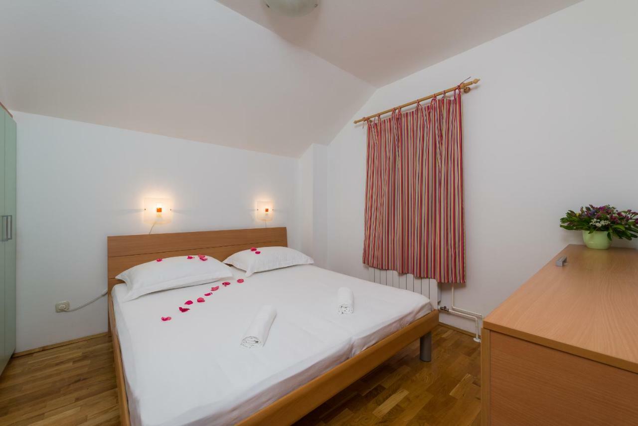 Apartments Villa Vallum Bol Kültér fotó