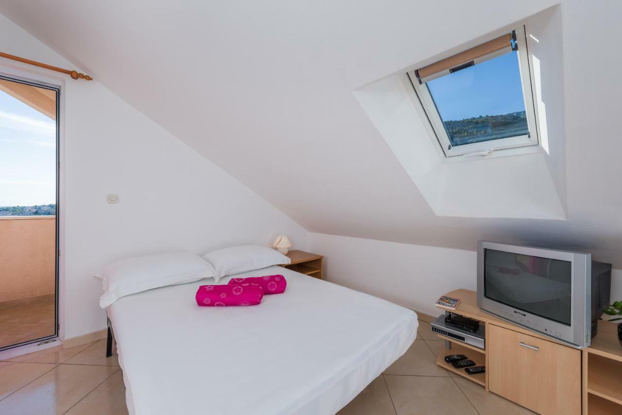 Apartments Villa Vallum Bol Kültér fotó