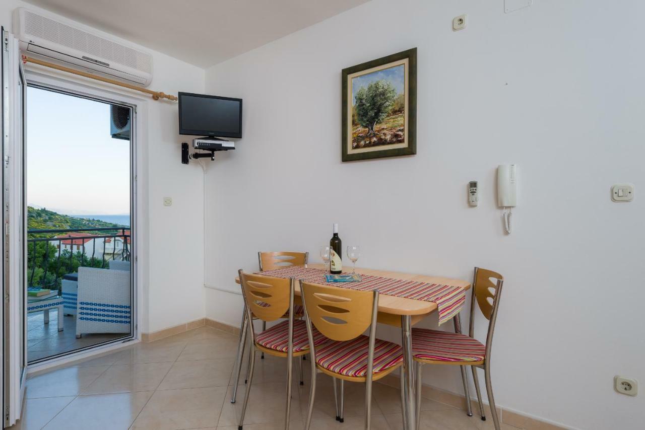 Apartments Villa Vallum Bol Kültér fotó
