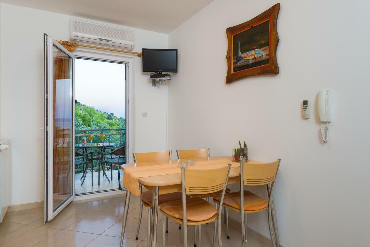 Apartments Villa Vallum Bol Kültér fotó
