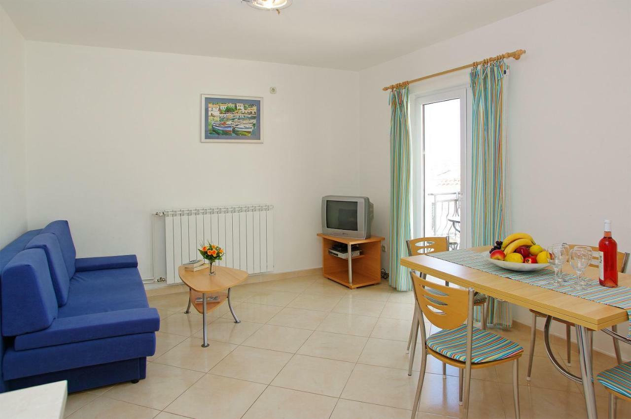Apartments Villa Vallum Bol Kültér fotó